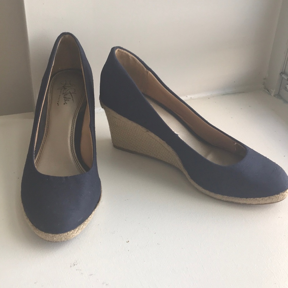 Navy blue close toe wedge heels